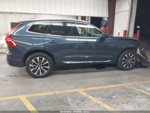 Продажа на аукционе авто 2023 Volvo Xc60 B5 Plus Bright Theme, vin: YV4L12RNXP1306421, номер лота: 45765703