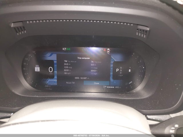 Продажа на аукционе авто 2023 Volvo Xc60 B5 Plus Bright Theme, vin: YV4L12RNXP1306421, номер лота: 45765703
