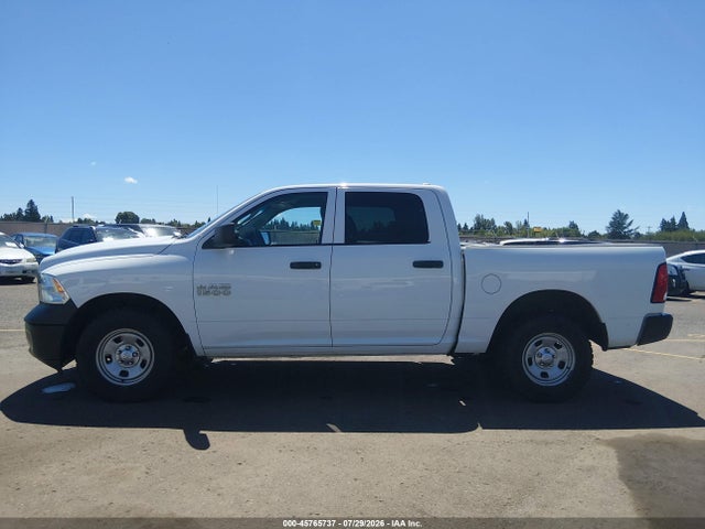1C6RR7KG7JS306593 RAM 1500 Tradesman 4x4 5&#039;7 Box
