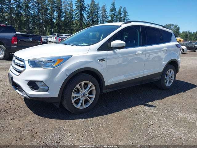 Ford ESCAPE SE 2018 1FMCU9GD4JUD31166 Image 2