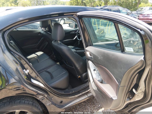 45765833 :رقم المزاد ، 3MZBN1V31JM209035 vin ، 2018 Mazda Mazda3 Touring مزاد بيع