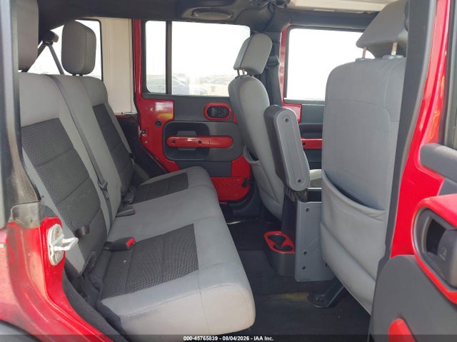 45765839 :رقم المزاد ، 1J4BA5H14AL215116 vin ، 2010 Jeep Wrangler Unlimited Sahara مزاد بيع