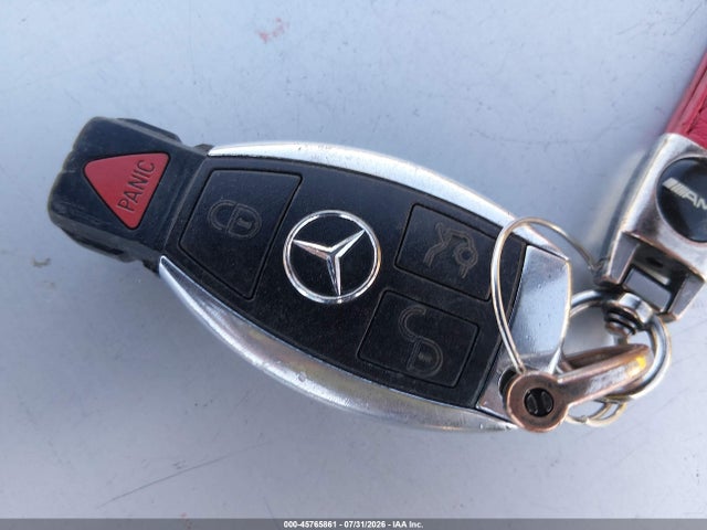 2010 Mercedes-benz C 63 Amg მანქანა იყიდება აუქციონზე, vin: WDDGF7HB1AF366324, აუქციონის ნომერი: 45765861