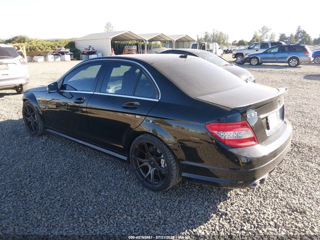 2010 Mercedes-benz C 63 Amg მანქანა იყიდება აუქციონზე, vin: WDDGF7HB1AF366324, აუქციონის ნომერი: 45765861