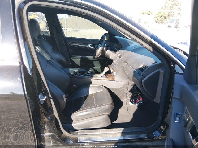 2010 Mercedes-benz C 63 Amg მანქანა იყიდება აუქციონზე, vin: WDDGF7HB1AF366324, აუქციონის ნომერი: 45765861