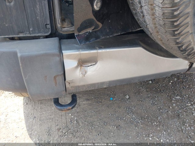 1C4BJWDG8FL594053 Jeep Wrangler Unlimited Freedom Edition