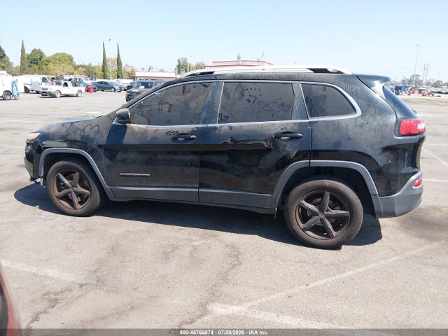1C4PJLDB3JD523726 Jeep Cherokee Limited Fwd