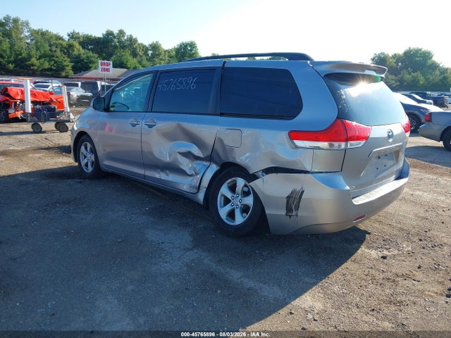 45765896 :رقم المزاد ، 5TDKK3DC3CS209257 vin ، 2012 Toyota Sienna Le V6 8 Passenger مزاد بيع