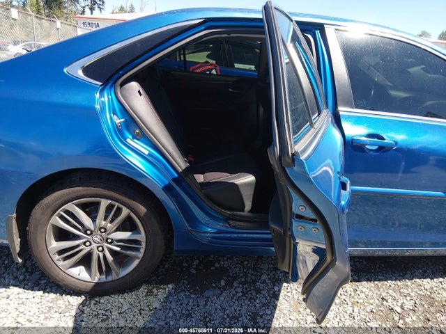 4T1BF1FK2HU672308 Toyota CAMRY SE