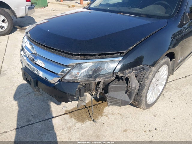 2011 Ford Fusion Hybrid მანქანა იყიდება აუქციონზე, vin: 3FADP0L34BR220737, აუქციონის ნომერი: 45765951