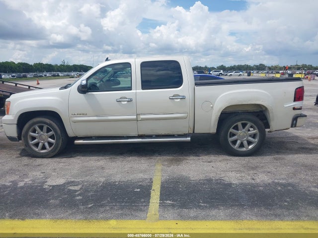 45766000 :رقم المزاد ، 3GTP2XE27BG198652 vin ، 2011 Gmc Sierra 1500 Denali مزاد بيع