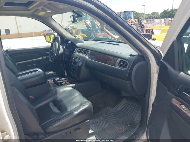 45766000 :رقم المزاد ، 3GTP2XE27BG198652 vin ، 2011 Gmc Sierra 1500 Denali مزاد بيع
