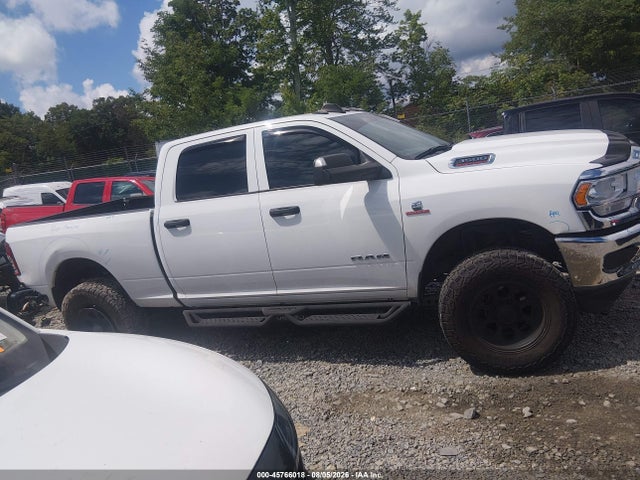 Продаж на аукціоні авто 2022 Ram 3500 Tradesman  4x4 6'4 Box, vin: 3C63R3CL1NG419981, номер лоту: 45766018