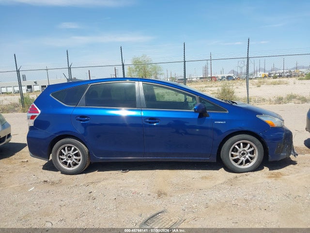 Toyota Prius V Three 2015 JTDZN3EUXFJ034472 Image 13