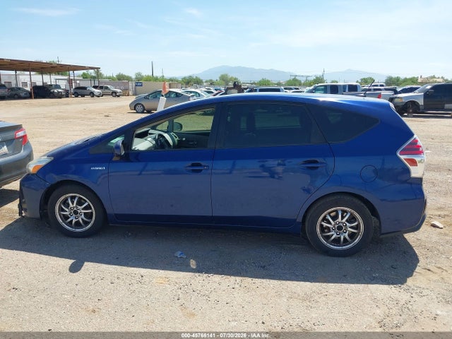 Toyota Prius V Three 2015 JTDZN3EUXFJ034472 Image 14