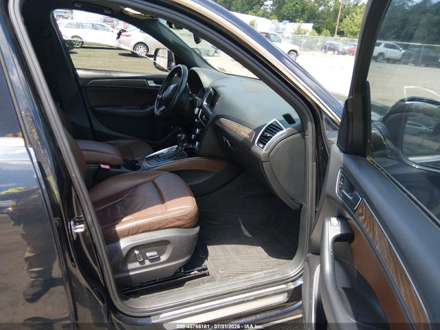 Audi Q5 2.0t Premium 2014 WA1LFAFP8EA049237 Image 5