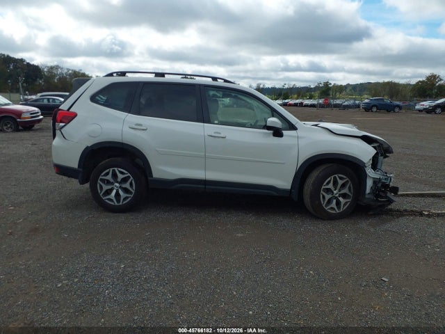 Продаж на аукціоні авто 2024 Subaru Forester Premium, vin: JF2SKADC9RH437119, номер лоту: 45766182