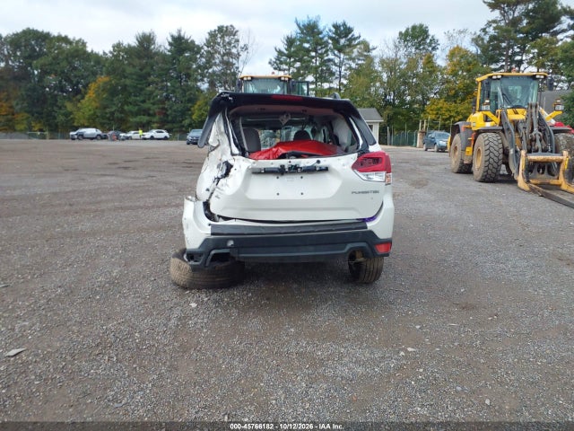 Продаж на аукціоні авто 2024 Subaru Forester Premium, vin: JF2SKADC9RH437119, номер лоту: 45766182