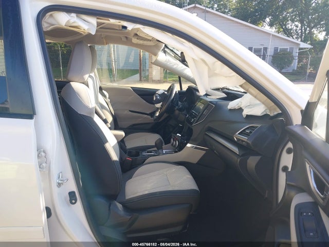 Продаж на аукціоні авто 2024 Subaru Forester Premium, vin: JF2SKADC9RH437119, номер лоту: 45766182