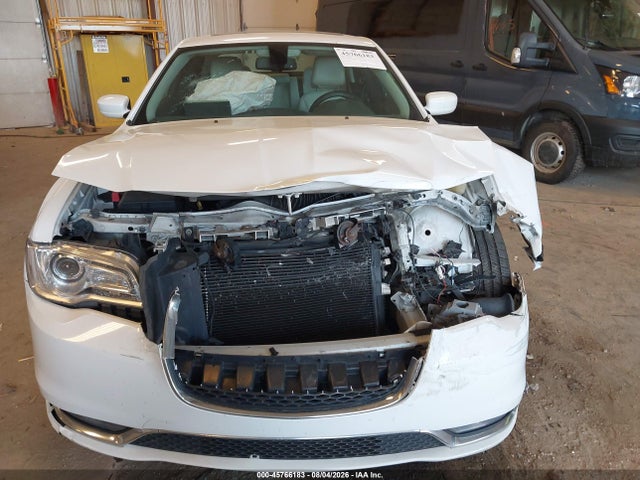 45766183 :رقم المزاد ، 2C3CCARG7JH181898 vin ، 2018 Chrysler 300 Touring L Awd مزاد بيع
