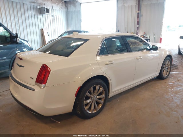 45766183 :رقم المزاد ، 2C3CCARG7JH181898 vin ، 2018 Chrysler 300 Touring L Awd مزاد بيع