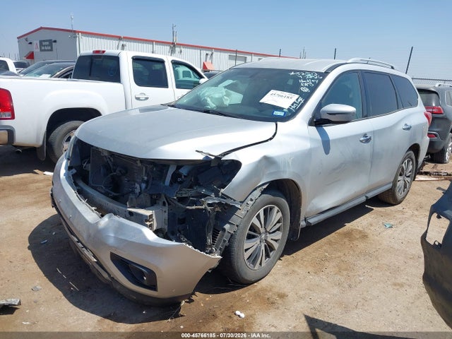 Продажа на аукционе авто 2017 Nissan Pathfinder Sv, vin: 5N1DR2MN2HC639978, номер лота: 45766185