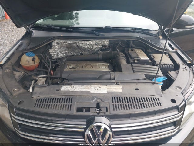 2013 Volkswagen Tiguan Sel მანქანა იყიდება აუქციონზე, vin: WVGBV7AX1DW524321, აუქციონის ნომერი: 45766221