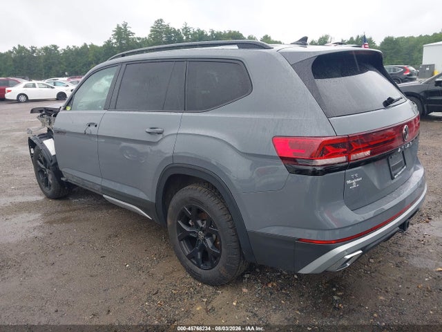 45766234 :رقم المزاد ، 1V2CR2CA0SC509878 vin ، 2025 Volkswagen Atlas 2.0t Peak Edition مزاد بيع