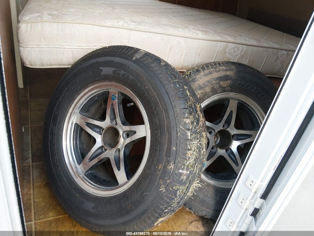 Продажа на аукционе авто 2013 Forest River Travel Trlr, vin: 5ZT2FETB7DA008726, номер лота: 45766270