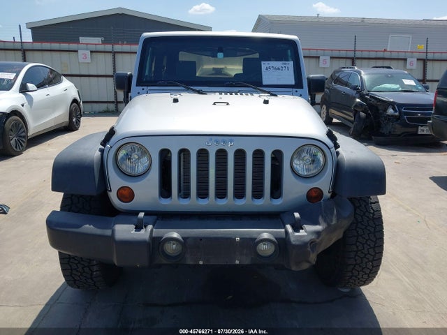 2008 Jeep Wrangler X მანქანა იყიდება აუქციონზე, vin: 1J4FA24198L637429, აუქციონის ნომერი: 45766271