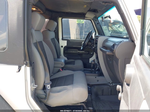 2008 Jeep Wrangler X მანქანა იყიდება აუქციონზე, vin: 1J4FA24198L637429, აუქციონის ნომერი: 45766271