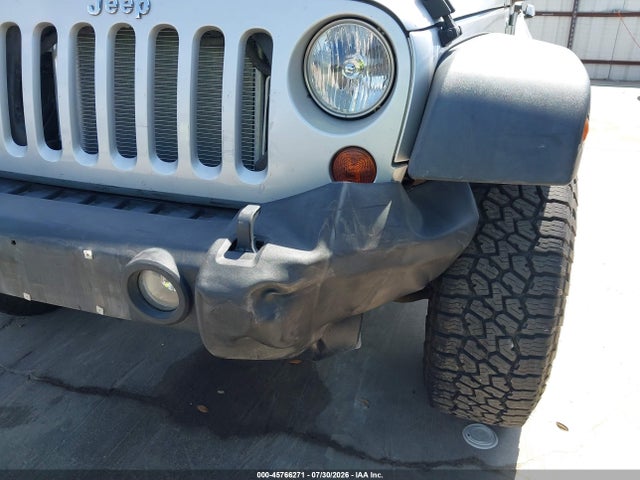 2008 Jeep Wrangler X მანქანა იყიდება აუქციონზე, vin: 1J4FA24198L637429, აუქციონის ნომერი: 45766271