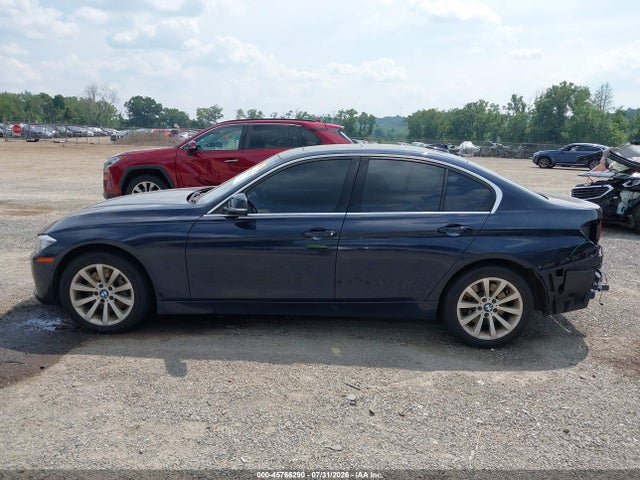 2015 Bmw 335i Xdrive მანქანა იყიდება აუქციონზე, vin: WBA3B9C59FF589829, აუქციონის ნომერი: 45766290