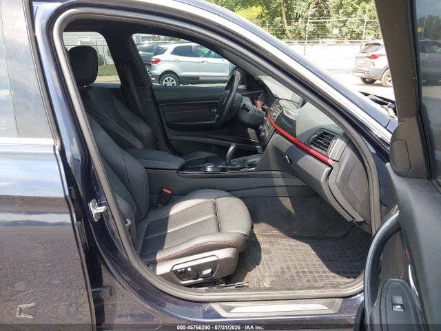 2015 Bmw 335i Xdrive მანქანა იყიდება აუქციონზე, vin: WBA3B9C59FF589829, აუქციონის ნომერი: 45766290