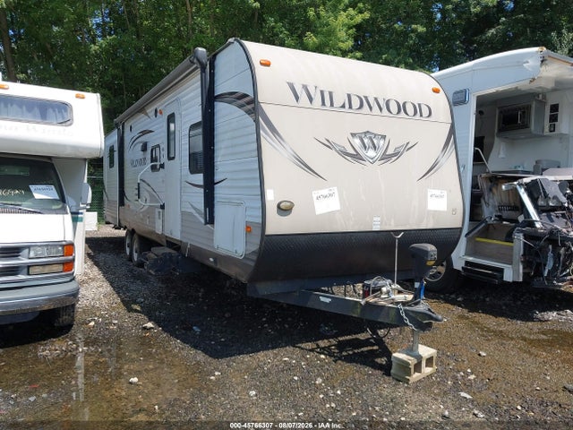 45766307 :رقم المزاد ، 4X4TWDG25FA254746 vin ، 2015 Wildwood Other مزاد بيع