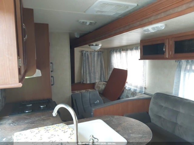 45766307 :رقم المزاد ، 4X4TWDG25FA254746 vin ، 2015 Wildwood Other مزاد بيع