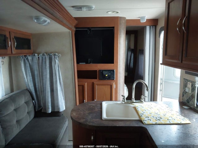 45766307 :رقم المزاد ، 4X4TWDG25FA254746 vin ، 2015 Wildwood Other مزاد بيع