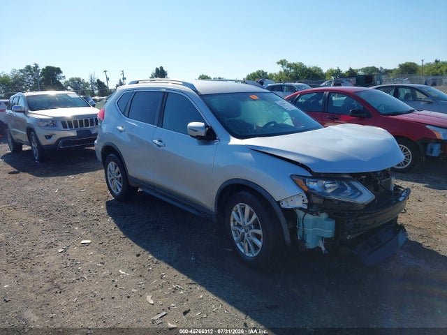 2017 Nissan Rogue Sv მანქანა იყიდება აუქციონზე, vin: KNMAT2MT6HP504972, აუქციონის ნომერი: 45766312