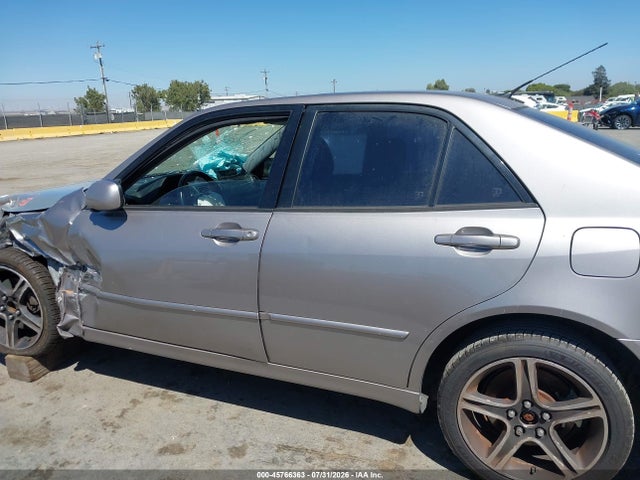 Продаж на аукціоні авто 2003 Lexus Is 300, vin: JTHBD192730079225, номер лоту: 45766363