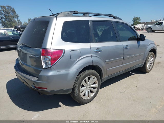 2011 Subaru Forester 2.5x Limited მანქანა იყიდება აუქციონზე, vin: JF2SHBEC0BH738435, აუქციონის ნომერი: 45766371