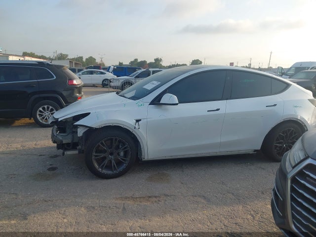 7SAYGDED6SA356085 Tesla Model Y Long Range Dual Motor Rear-wheel Drive