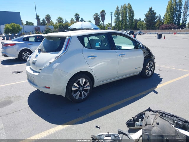 Auction sale of the 2015 Nissan Leaf S/sl/sv, vin: 1N4AZ0CP5FC332676, lot number: 45766421