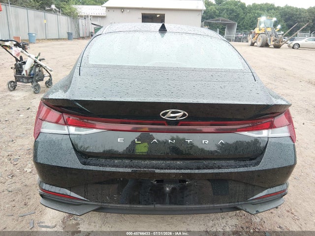 45766433 :رقم المزاد ، 5NPLS4AG2PH105565 vin ، 2023 Hyundai Elantra Sel مزاد بيع