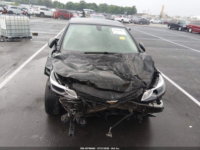Продажа на аукционе авто 2018 Chevrolet Cruze Lt Auto, vin: 1G1BE5SM5J7227810, номер лота: 45766464
