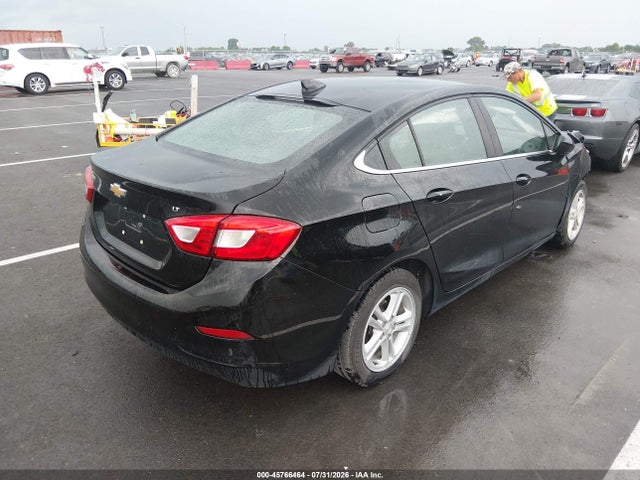 Продажа на аукционе авто 2018 Chevrolet Cruze Lt Auto, vin: 1G1BE5SM5J7227810, номер лота: 45766464