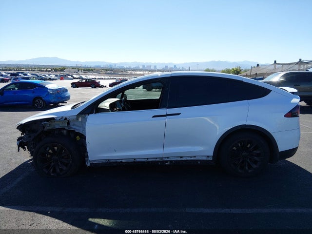 2018 Tesla Model X 100d/75d/p100d მანქანა იყიდება აუქციონზე, vin: 5YJXCDE26JF101232, აუქციონის ნომერი: 45766468