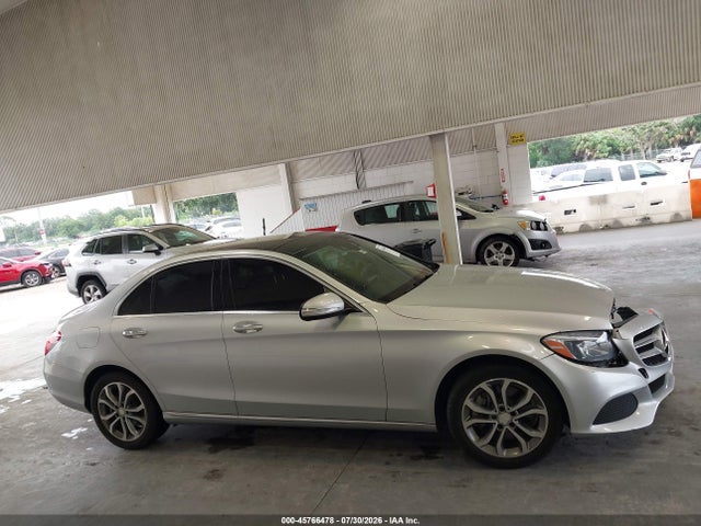 Продажа на аукционе авто 2015 Mercedes-benz C 300 4matic, vin: 55SWF4KB9FU022148, номер лота: 45766478