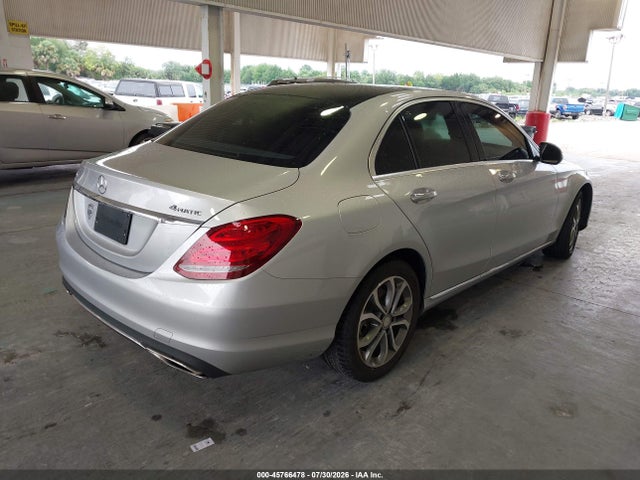 Продажа на аукционе авто 2015 Mercedes-benz C 300 4matic, vin: 55SWF4KB9FU022148, номер лота: 45766478