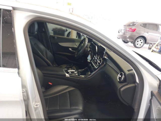 Продажа на аукционе авто 2015 Mercedes-benz C 300 4matic, vin: 55SWF4KB9FU022148, номер лота: 45766478