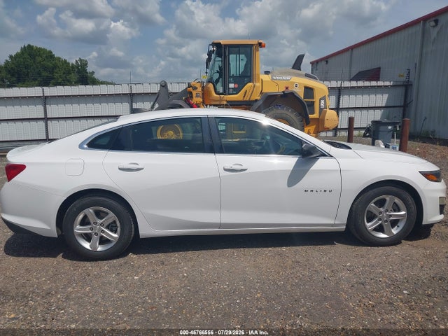 1G1ZC5ST3LF138998 Chevrolet Malibu Fwd 1fl